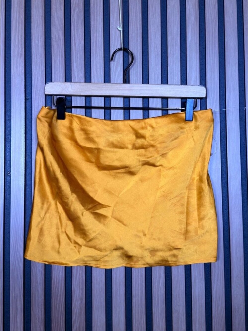 Reformation Mini Skirt Medium Womens Yellow Orange 100% Silk Satin *READ